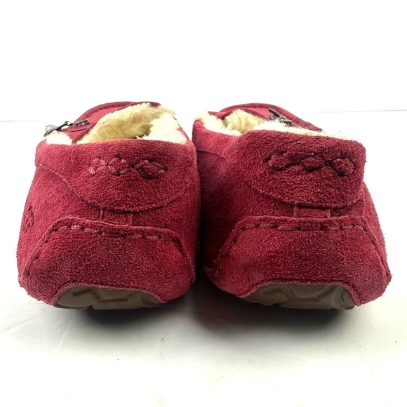 UGG Ansley Charm Slippers 7 Red Berry Shearling Lined Slip On Moccasin Womens - Picture 8 of 8
